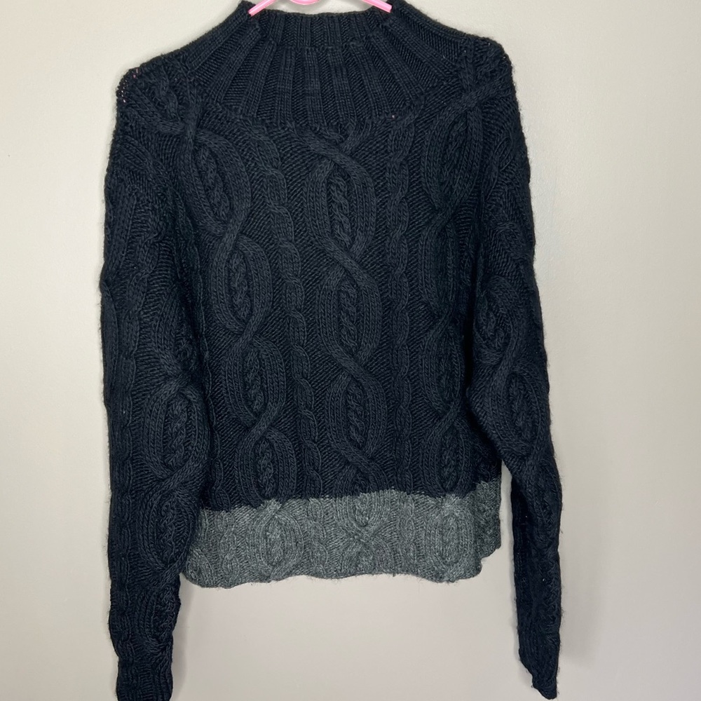 Vintage Gap hand knit wool mock neck chunky sweater size M